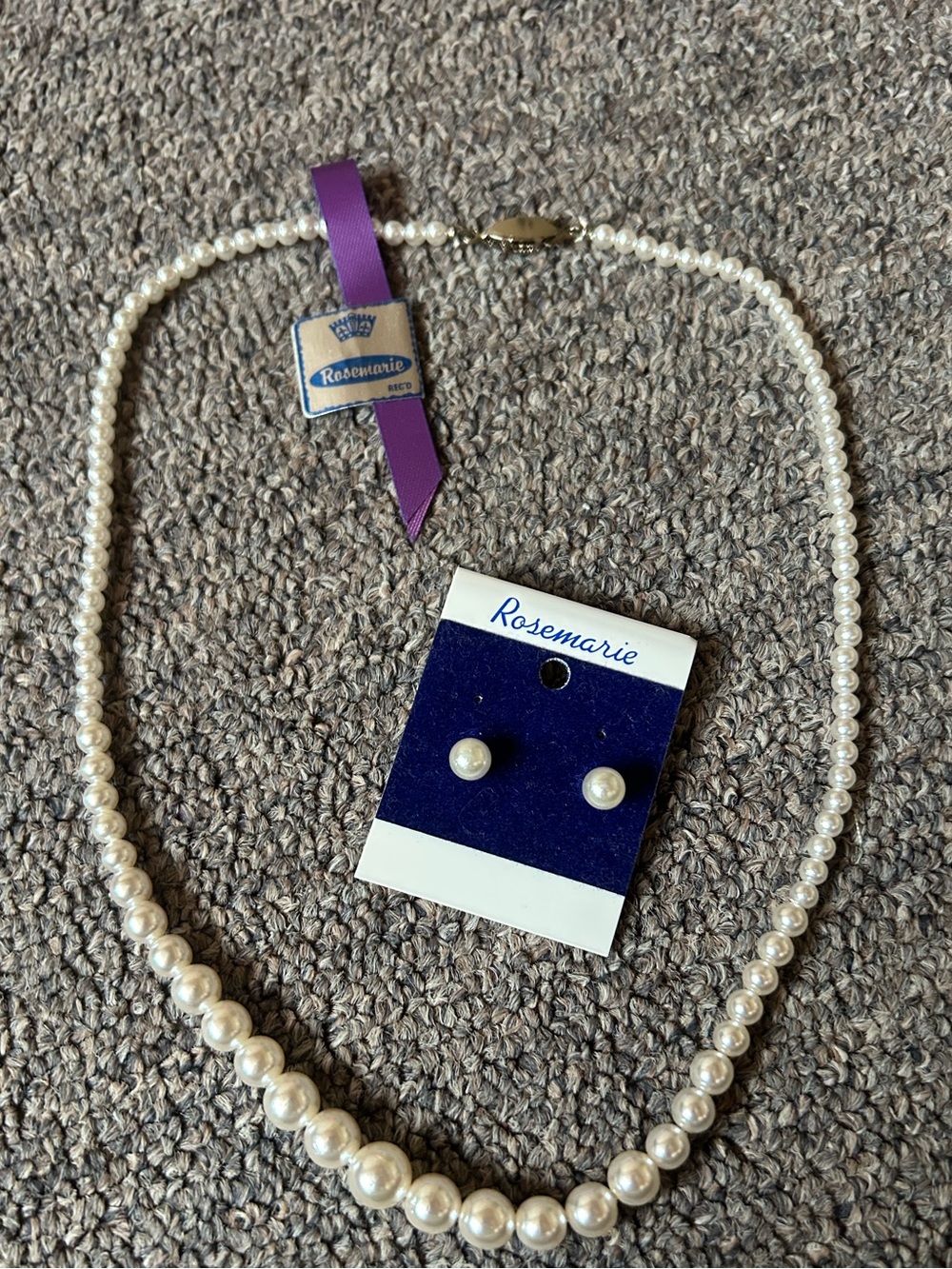 NWT Vintage Faux Pearl Necklace and Earring Set